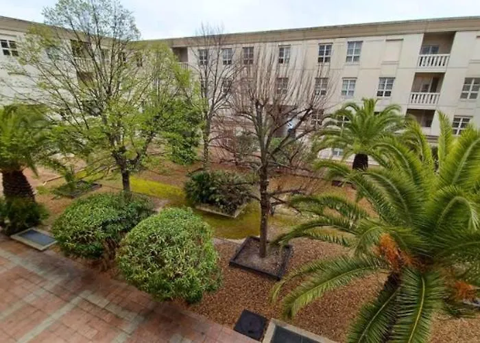 Apartmán T4 Cosy Famille Parking Clim
